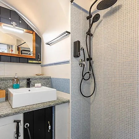 Domus Piazza Brigida - Happy Lejlighed