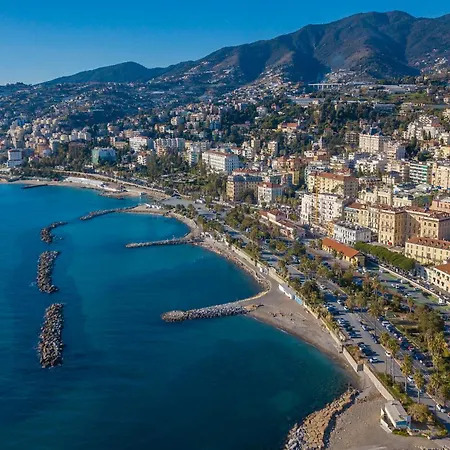 Domus Piazza Brigida Near & Casino - Happy San Remo