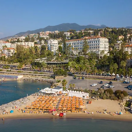 Domus Piazza Brigida Near Beach & Casino - Happy Rentals
