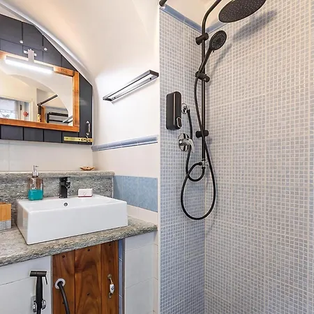 Domus Piazza Brigida Near & Casino - Happy Appartement